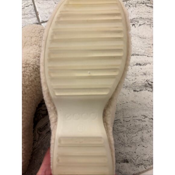 Nearly NEW Rosetta Getty shearling mules, cream Sz 38, $550 - Picture 5 of 6